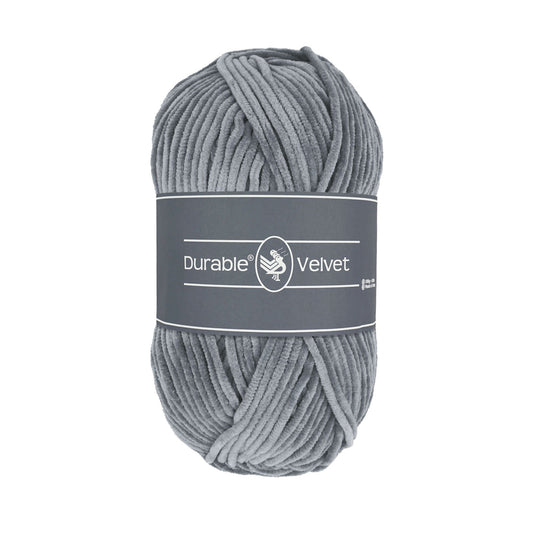 Durable Velvet haakgaren in Light grey - neutrale kleur voor interieur en kleding