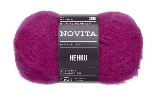 Novita Hehku Mohair breigaren in cool - pluizige textuur voor truien en sjaals