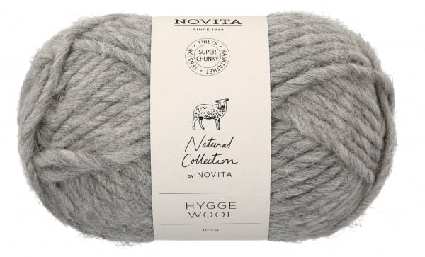Novita Hygge Wool in fog - neutrale breigaren voor warme projecten
