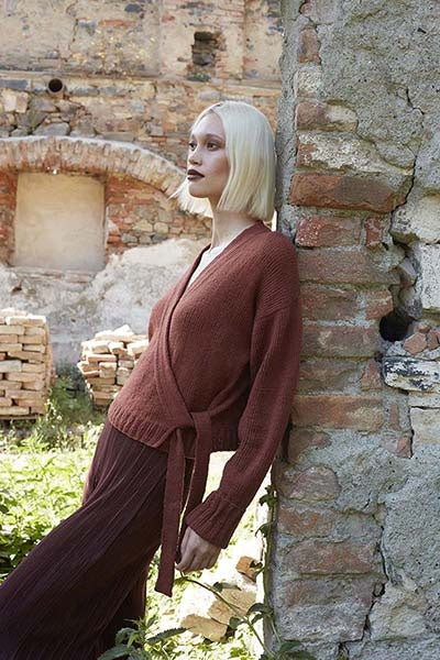 Wooladdicts #12 by Lang Yarns