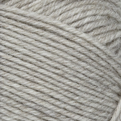 Novita 7 Veljestä kleur 060 sand: close-up van de draad