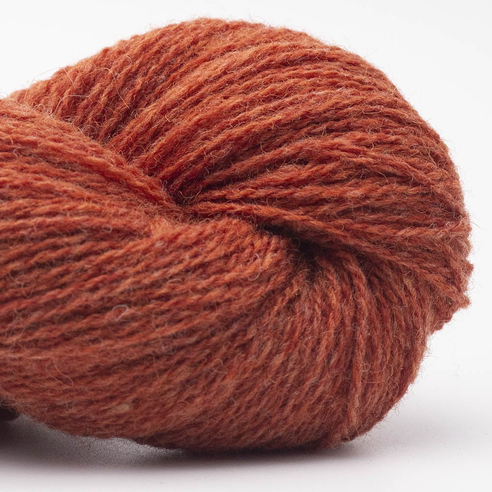 BC Garn Bio Shetland GOTS in 52 rusty – Fijne wol voor gedetailleerde ontwerpen