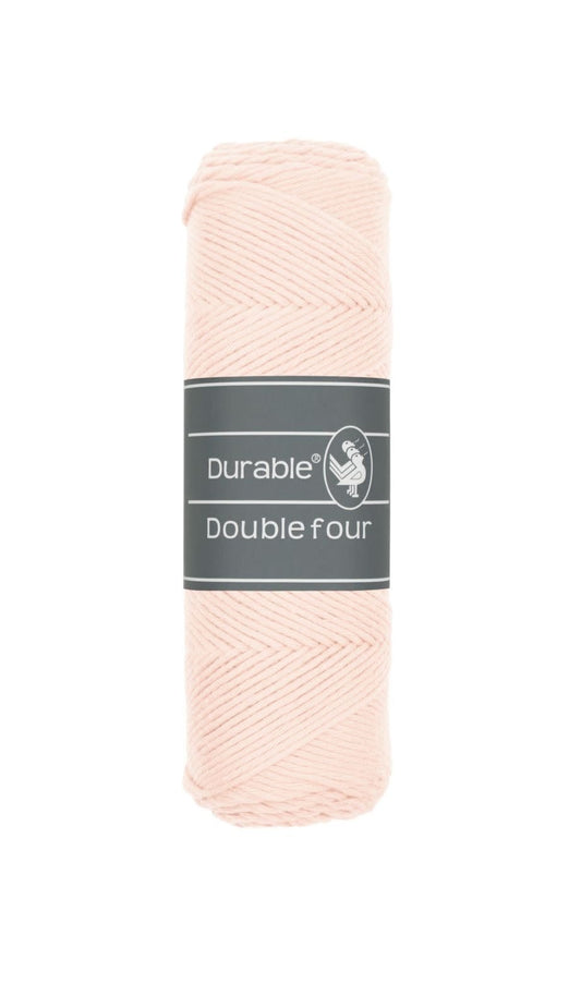 DURABLE Double Four in Pale pink – dikke katoendraad voor gehaakte dekens en homedeco