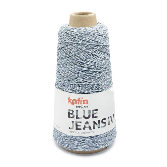 Katia Blue Jeans breigaren in licht jeans wit - subtiel glimmertje voor moderne ontwerpen