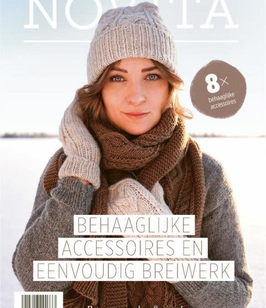 Novita Winter Essentials leaflet met 8 breipatronen voor mutsen en sjaals