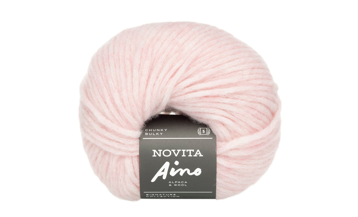 Novita Aino breigaren in tinge - innovatieve blow wool techniek voor luchtige structuur