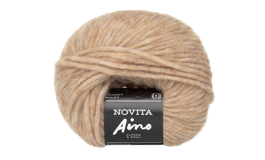 Novita Aino breigaren in path - tijdloze kledingstukken breien met Novita Aino