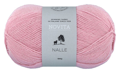 Novita Nalle sokkengaren in delicate - Zachte roze kleur voor romantische projecten