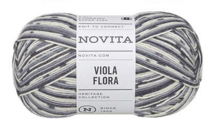 Novita Viola Flora sokkengaren in meadowsweet - machinewasbaar en duurzaam
