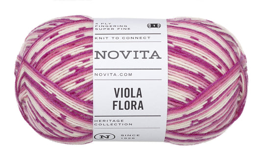 Novita Viola Flora sokkengaren in meadowsweet - machinewasbaar en duurzaam