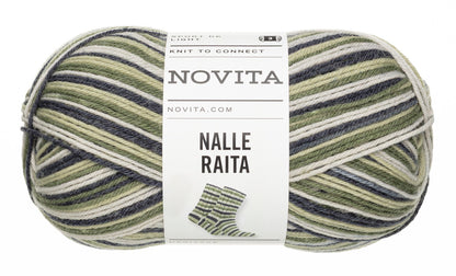 Novita Nalle Raita kleur 8451 mossy area: bol zelfstrepende sokkenwol in groen, grijs en wit